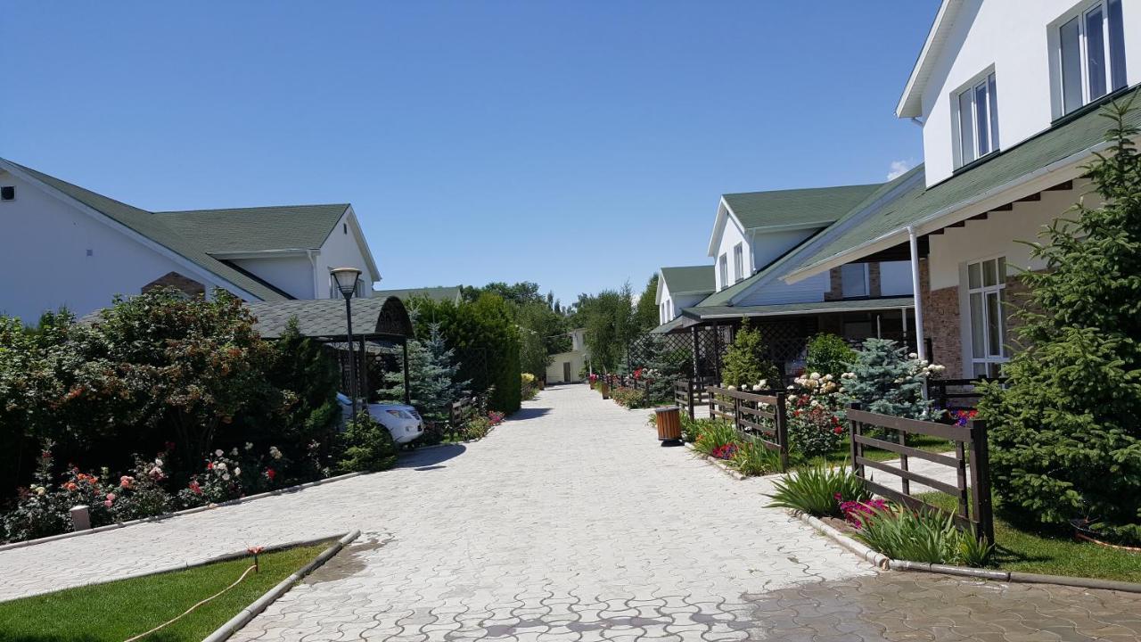 Kapriz Resort Bosteri Exterior photo